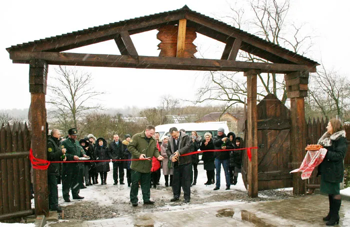 ГЛХУ «Жлобинский лесхоз» открыло вторую очередь охотничье-туристического комплекса «Фольварк Бельчо». фото
