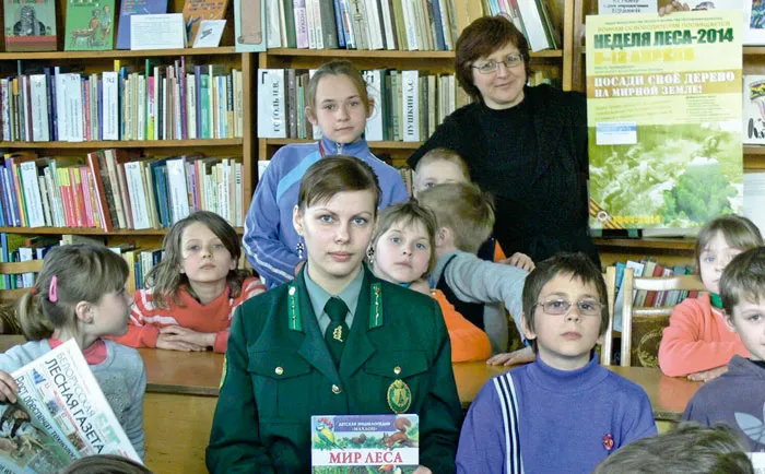 Червенский лесхоз и районная детская библиотека провели день леса и экологии. фото