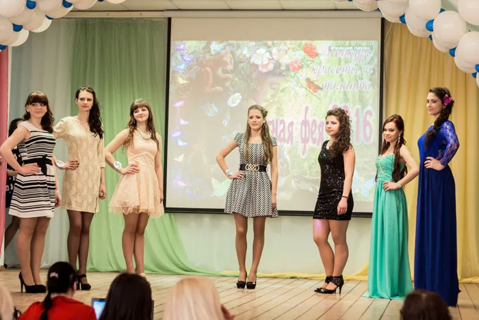 Конкурс «Мисс Лесная фея — 2016» прошел в Полоцком государственном лесном колледже. фото