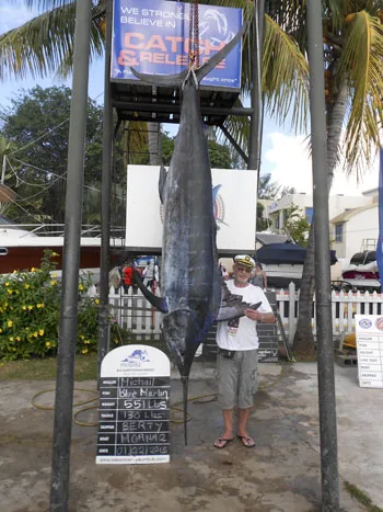1 февраля 2015 года у берегов острова Маврикий я поймал свою самую большую в жизни рыбу. фото