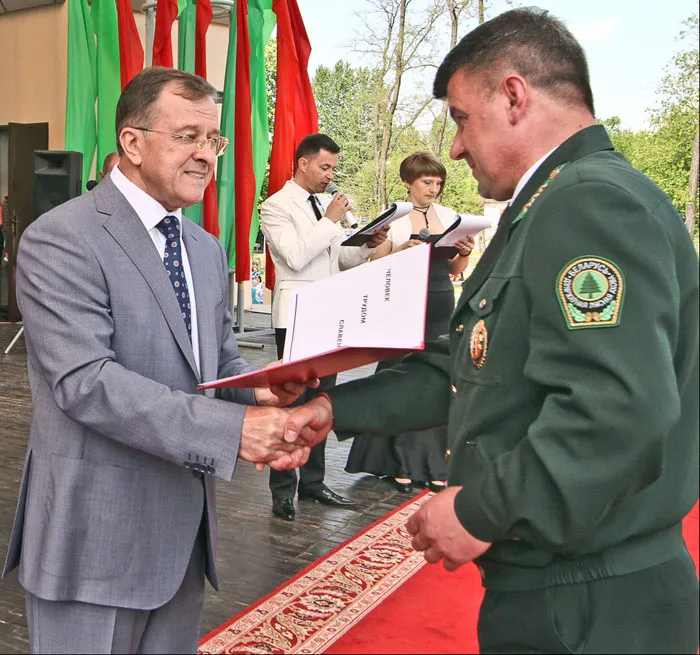 Александру Кулику присвоено почетное звание «Человек года—2013». фото