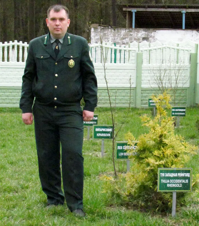 Ляснічы Ваверскага лясніцтва Валерый СЕМЯНЧУК. фота