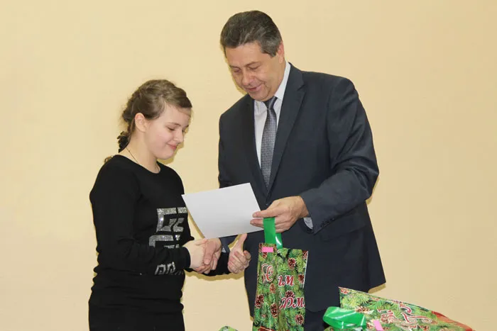 Более 40 детей Минской области приняли участие в конкурсе поделок «Умелые ручки». фото