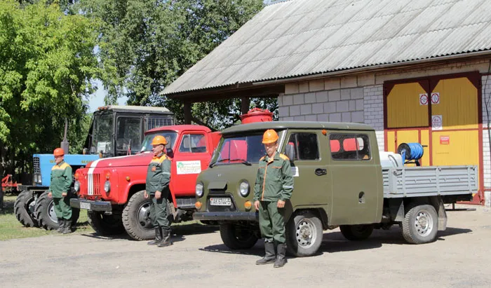 Съемочная группа ОНТ ознакомилась с организацией противопожарной охраны в Столбцовском опытном лесхозе. фото