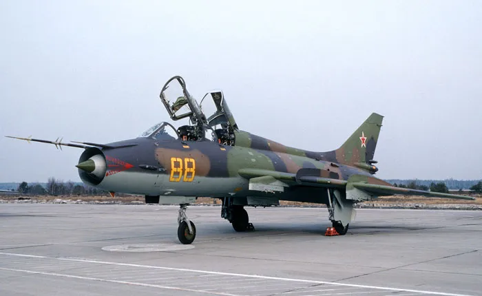 Знішчальнік-бамбардзіроўшчык Су-17. фота