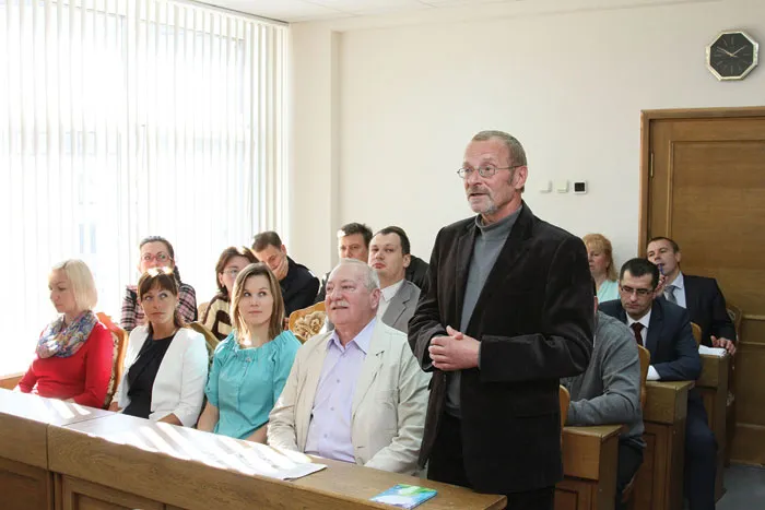 В актовом зале Министерства лесного хозяйства чествовали поэта Анатолия Зекова и композитора Леонида Шурмана. фото