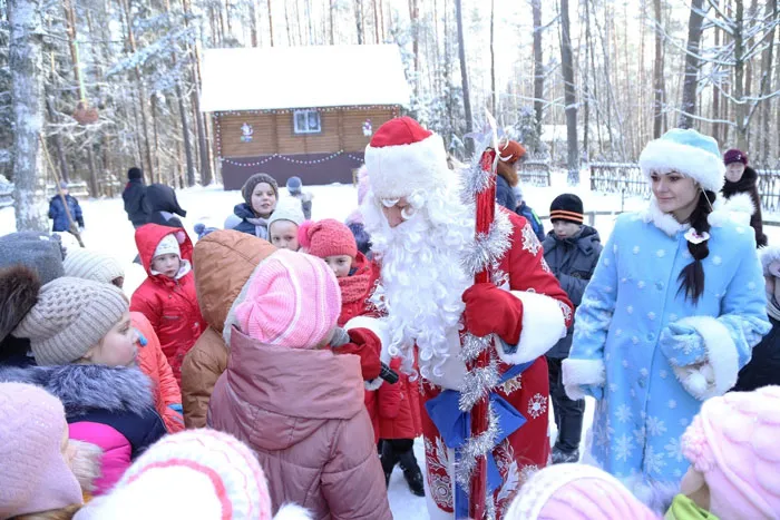 Дед Мороз поселился в охоткомплексе. фото